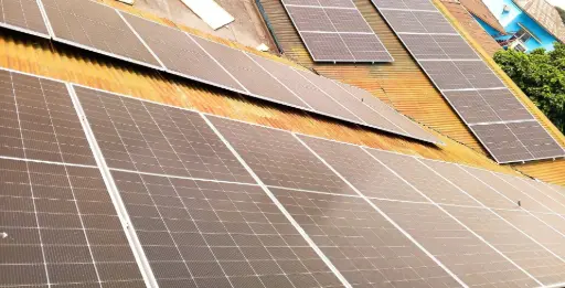 Installation of a 30 kVA, 33.7 KWC, and 150 KWH solar field at the BUMBU Hospital in Kinshasa 