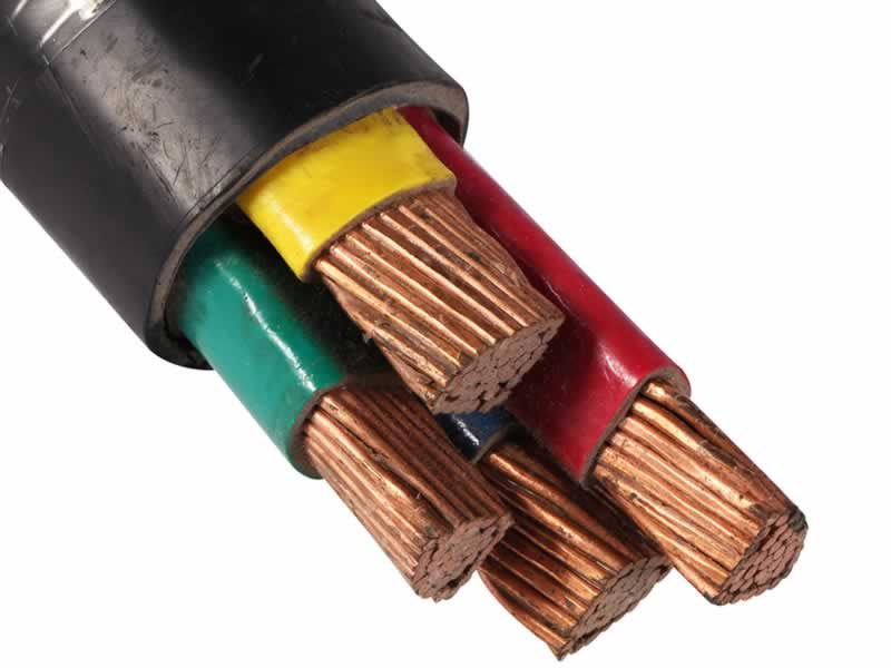Copper Cable  / Cable Cuivre 4x70 mm2 armé