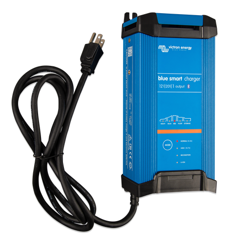 Blue Smart IP22 Charger 12/20(1) 230V CEE 7/7